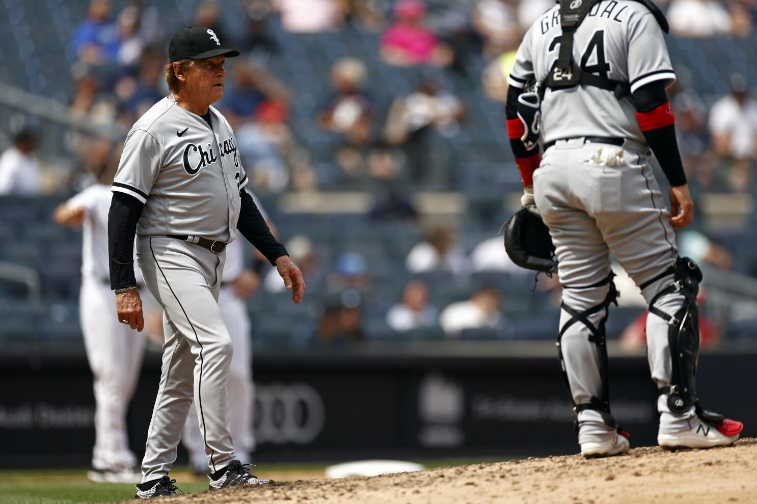 Hall of Famer Tony La Russa, 76, hired as White Sox manager 