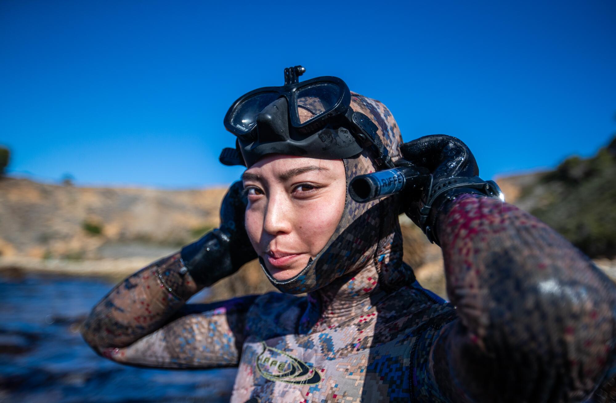 Spearfishing champ blazes trails for women divers, sustainability - Los  Angeles Times