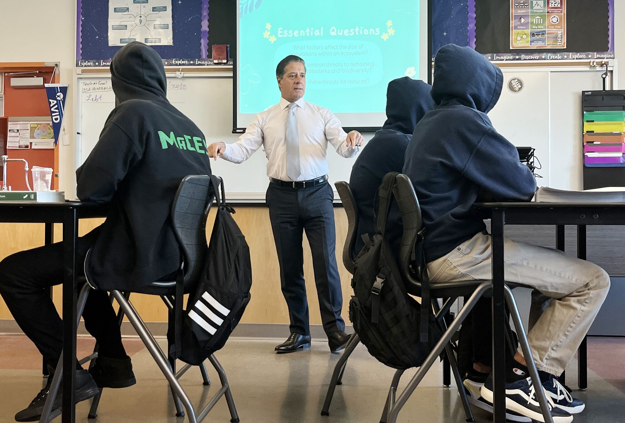 LAUSD Supt. Alberto Carvalho visits a classroom at Maywood Center for Enriched Studies