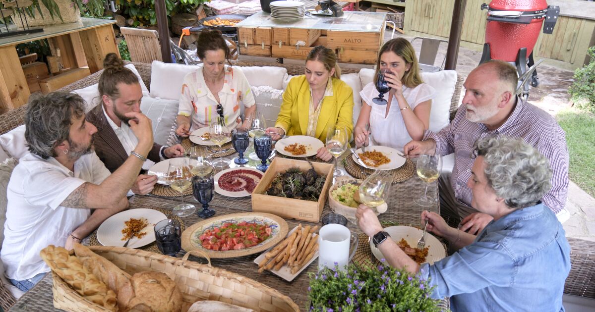 José Andrés y sus hijas se abren paso a comer por España