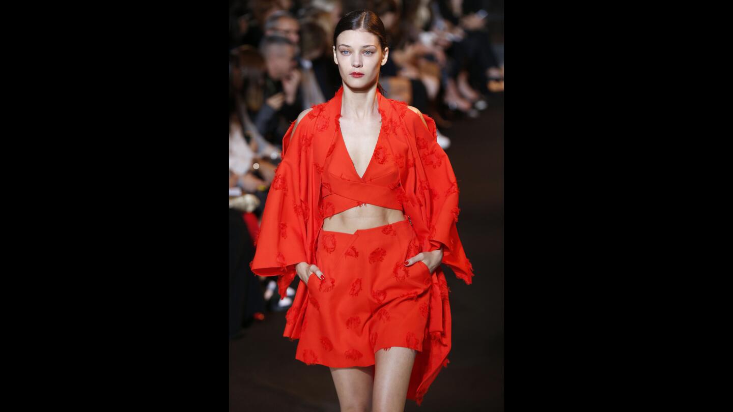 Paris Fashion Week: Roland Mouret