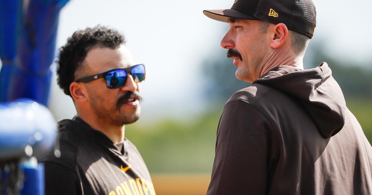Mustache twins report to camp; Martinez to pitch for U.S.; Ha