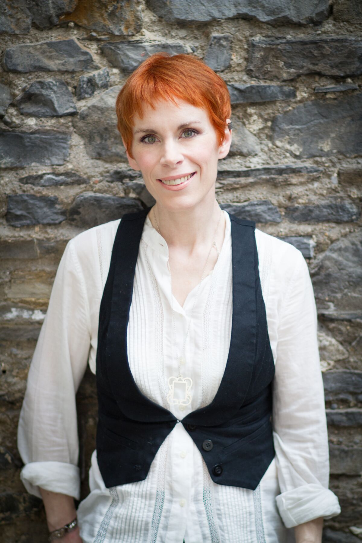 Tana French wrote "The Searcher."