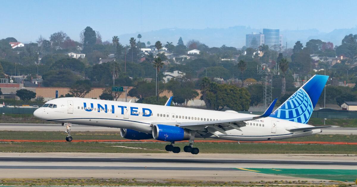 United Airways aircraft loses tire after takeoff at LAX