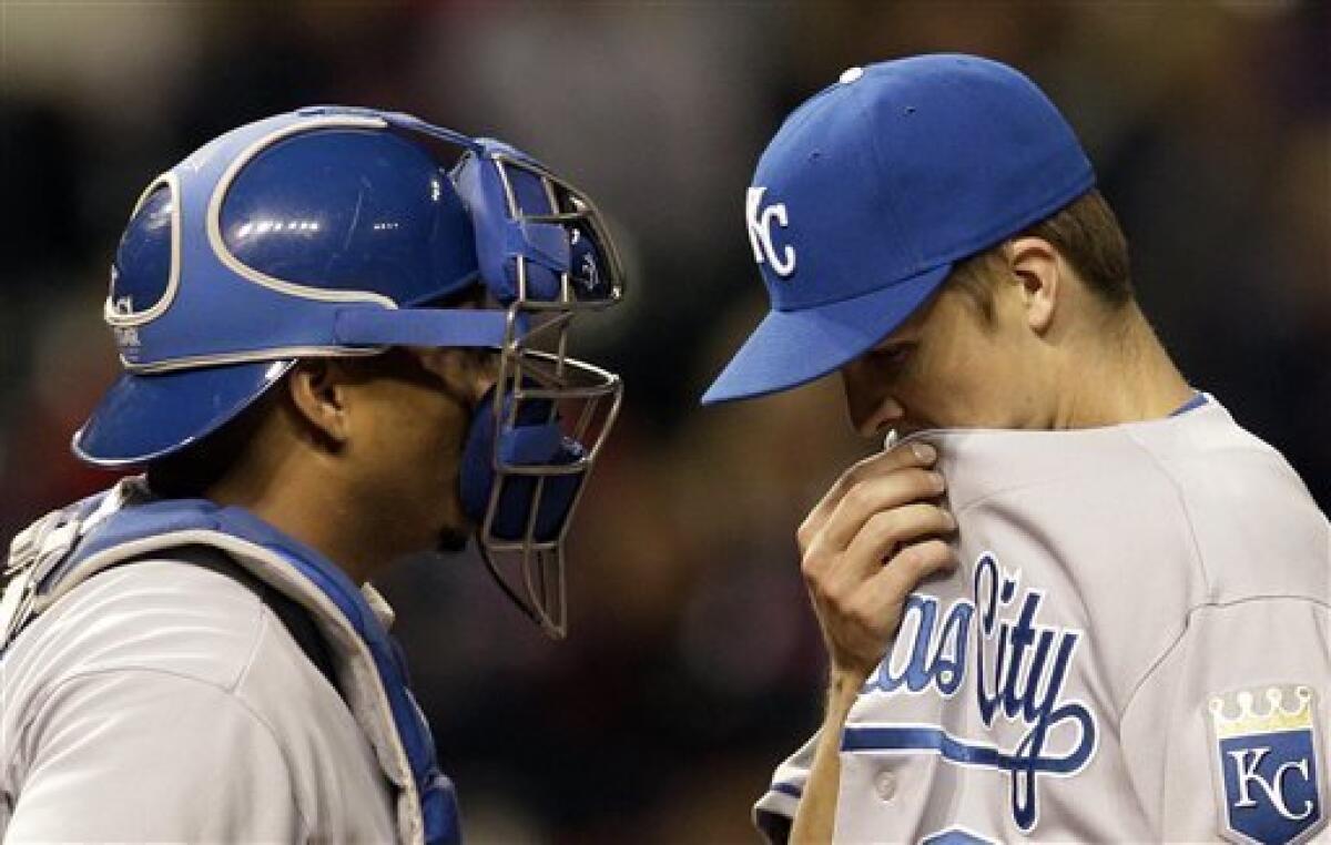 Zack Greinke had cool moment with son after leaving Royals game