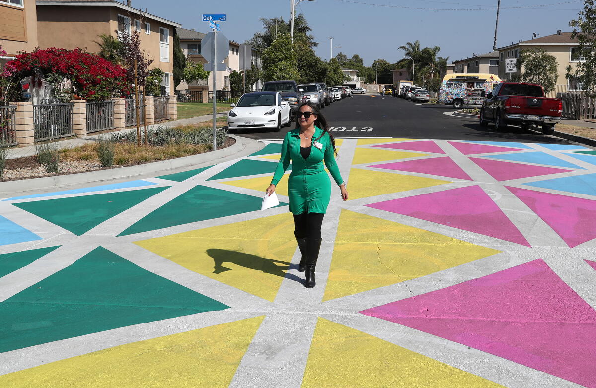 Amazon Beautification Project Huntington Beach marks completion of Oak View Neighborhood ...