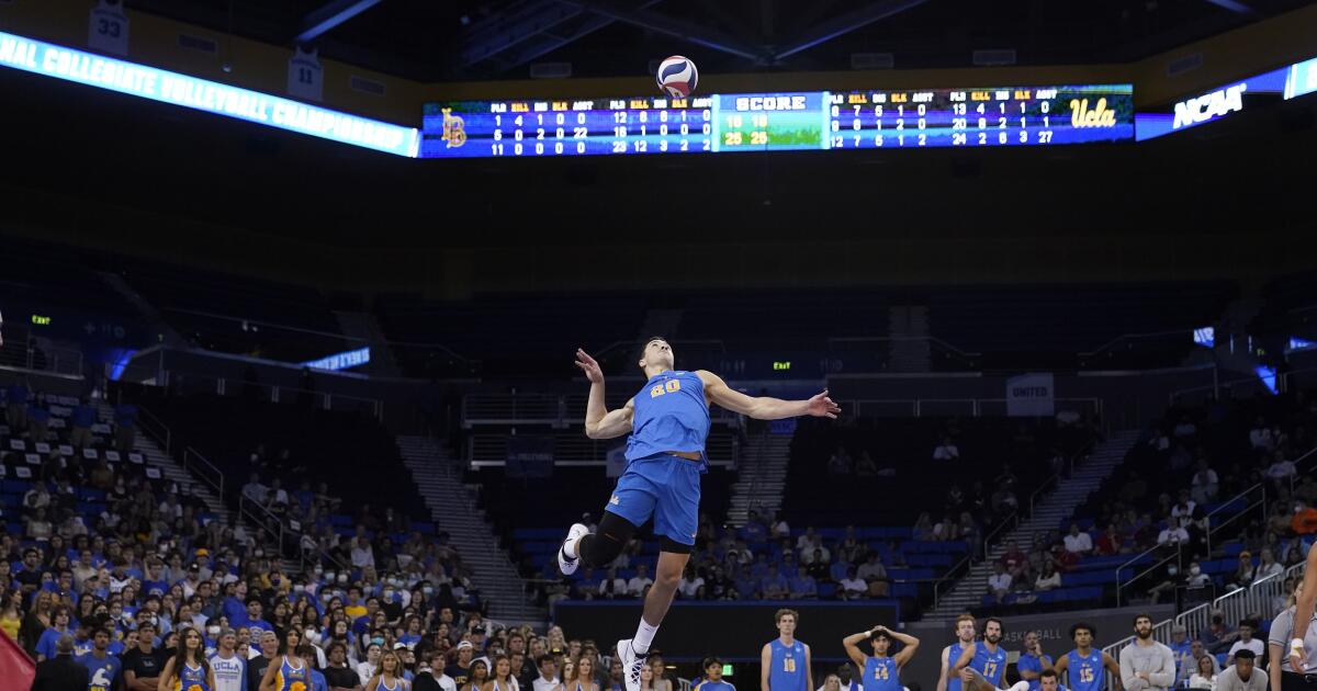 UCLA voleybolu, NCAA turnuvasını açmak için Fort Valley State'i yendi