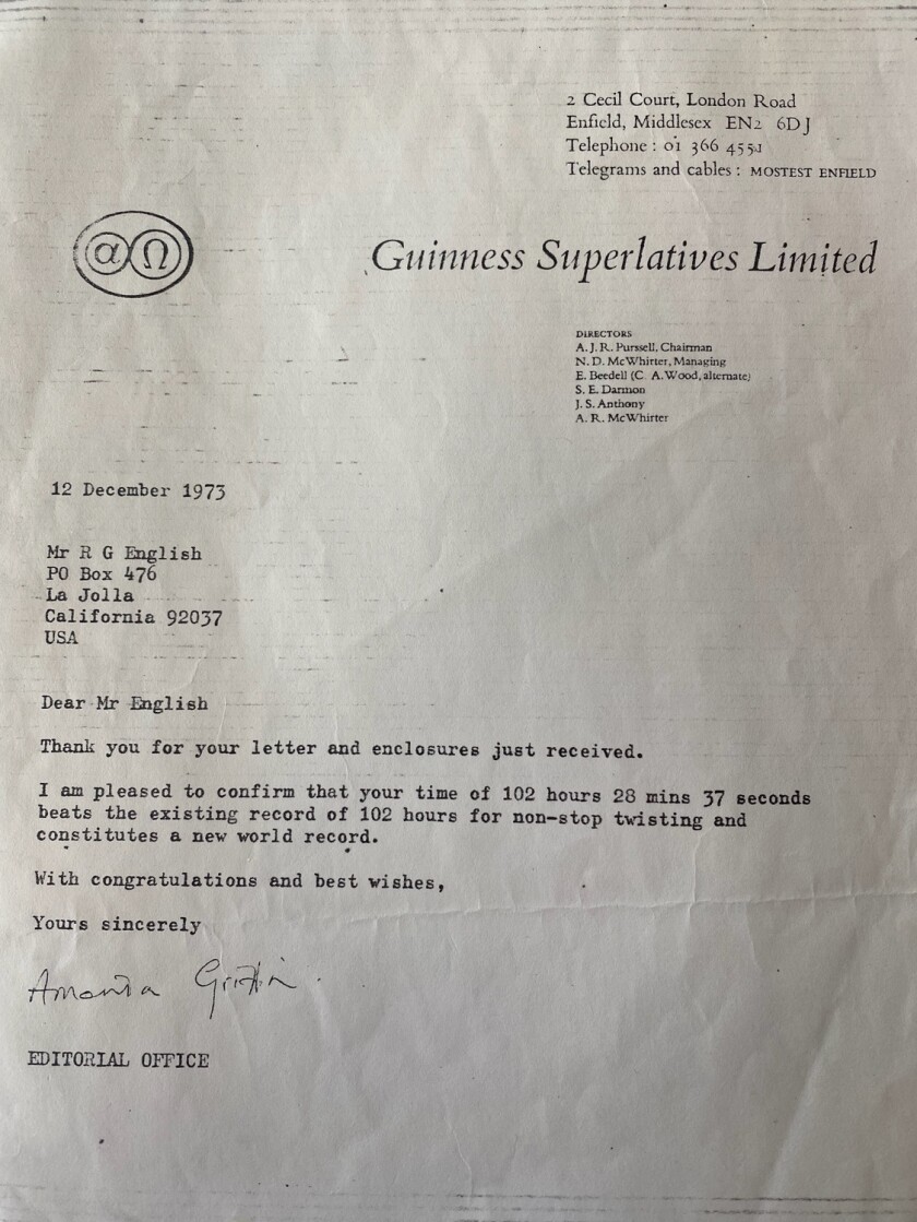 Roger Guy English a reçu cette lettre de Guinness pour son exploit Twisting.