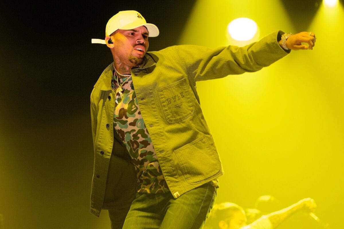 Chris Brown performs this month in Chicago. His new album, “Royalty,” came out Friday and vaulted to the top of the iTunes chart.