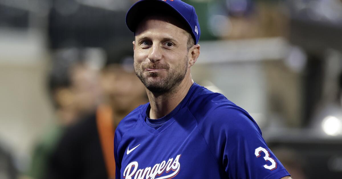 SNY Mets on X: Max Scherzer taking the Citi Field mound tonight for the  Mets in their return from the All-Star break? Wearing the black jerseys on  a Friday night? Let's go.