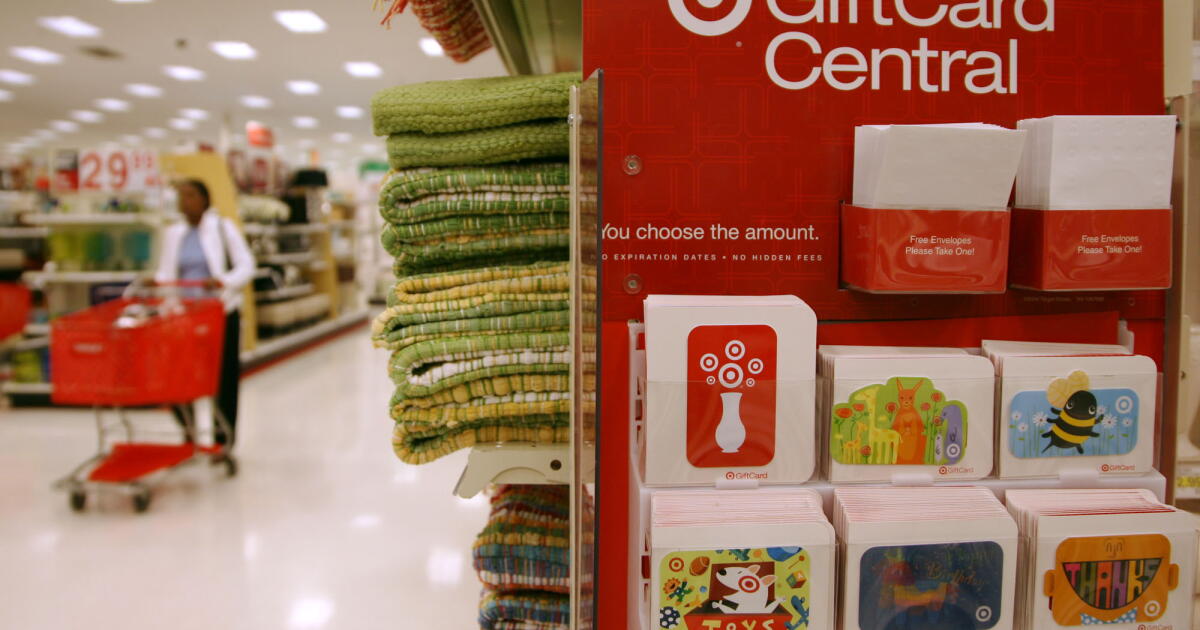 Target Scam Scammers tricked seniors into buying millions in Target gift cards ...
