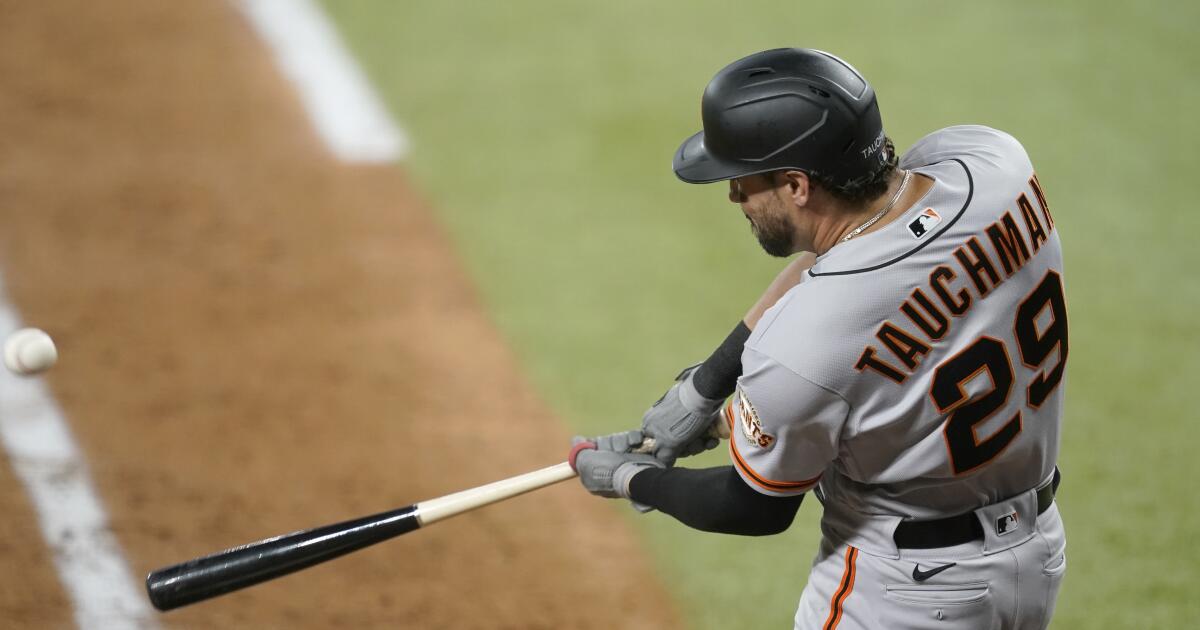 Brandon Crawford and Mike Tauchman power SF Giants past Rangers