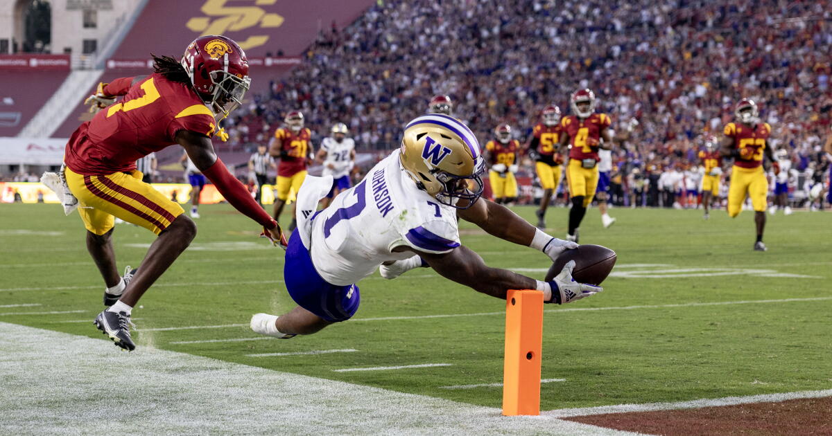 USC loses to Washington, devastating its Pac-12 title hopes USC loses to Washington, devastating its Pac-12 title hopes