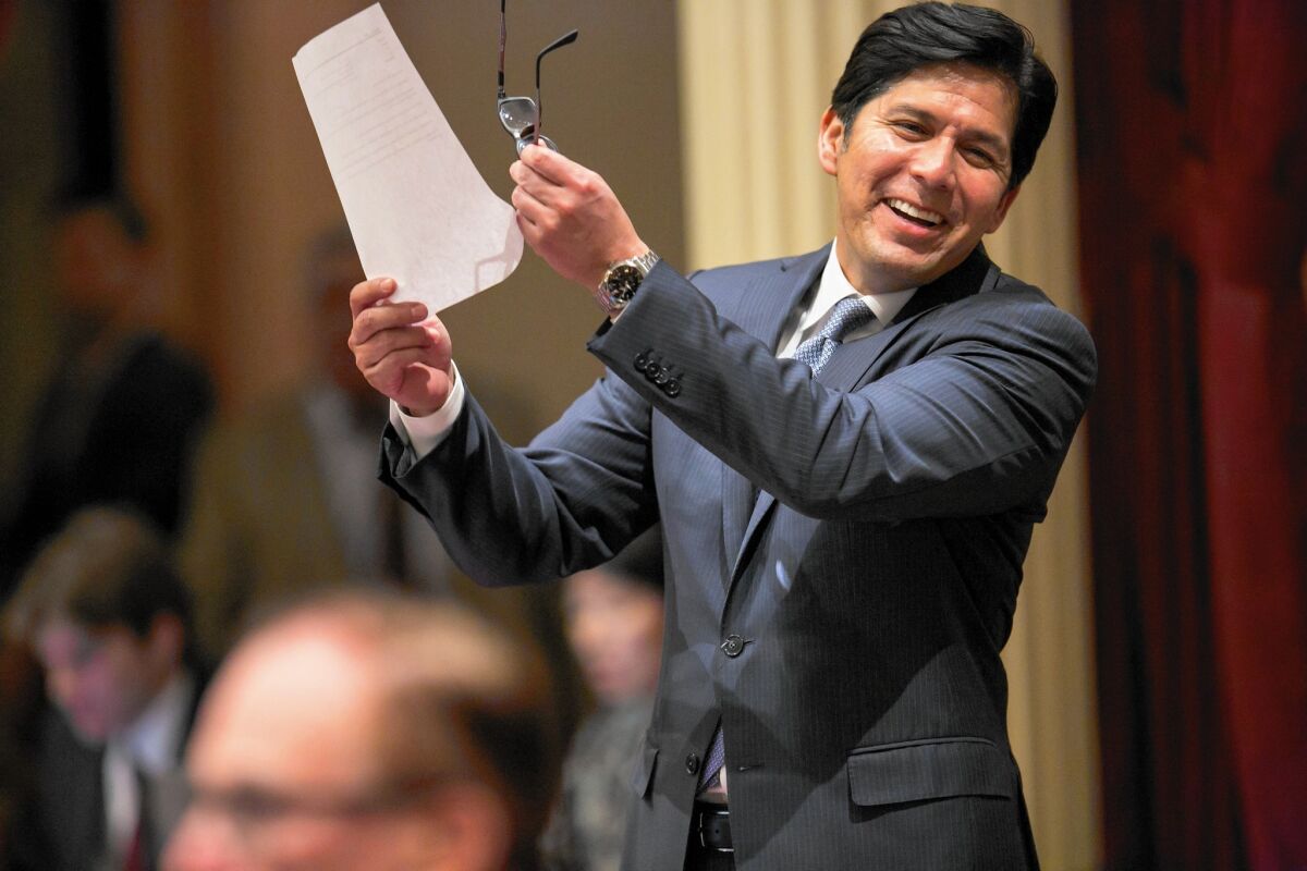 State Senate leader Kevin de León worked with his colleagues late into the night on Thursday as the deadline for the 2015 legislative session approached.