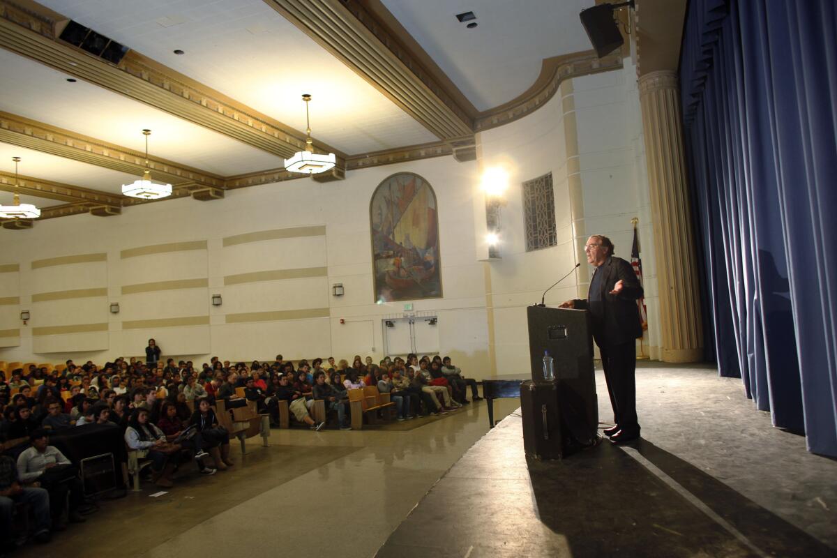 James Patterson, speaking to Venice High School students in 2012, has announced a gift of 45,000 books to students in NYC.
