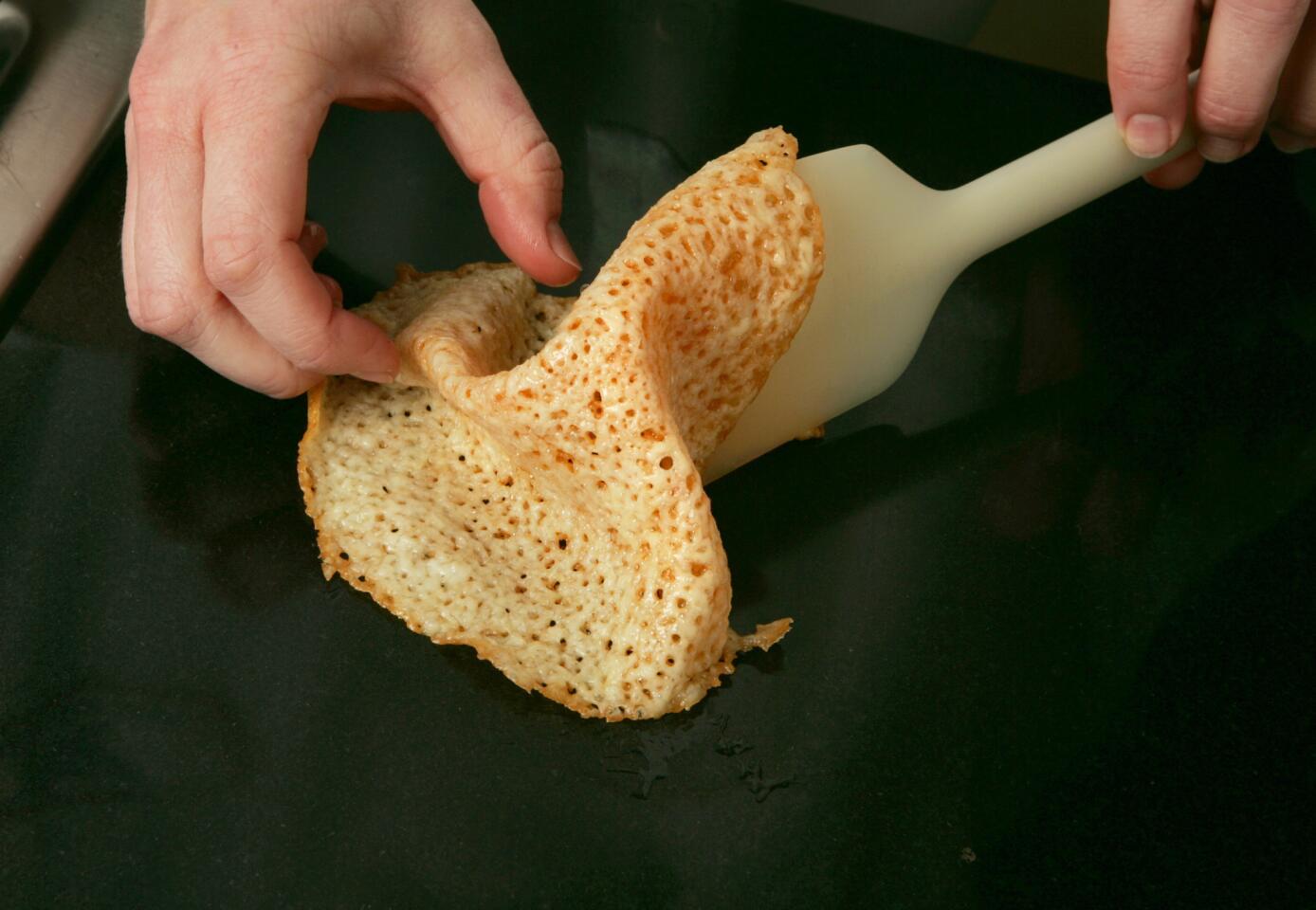 Chicharrones de queso with tomatillo-radish salsa and tortillas