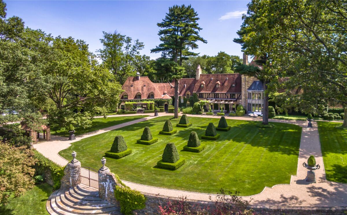 Tommy Hilfiger got $45 million for his 22-acre East Coast estate.