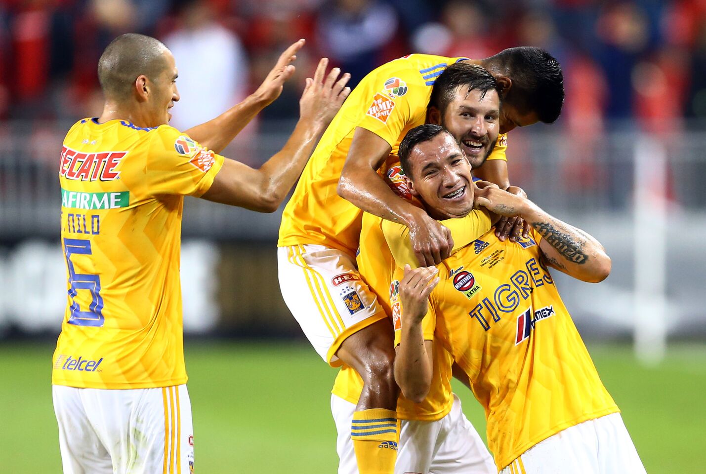 TORONTO, ON - SEPTEMBER 19: Jesús Dueñas #29 of Tigres UANL celebrates a goal with teammates during the second half of the 2018 Campeones Cup Final against Toronto FC at BMO Field on September 19, 2018 in Toronto, Canada. (Photo by Vaughn Ridley/Getty Images) ** OUTS - ELSENT, FPG, CM - OUTS * NM, PH, VA if sourced by CT, LA or MoD **
