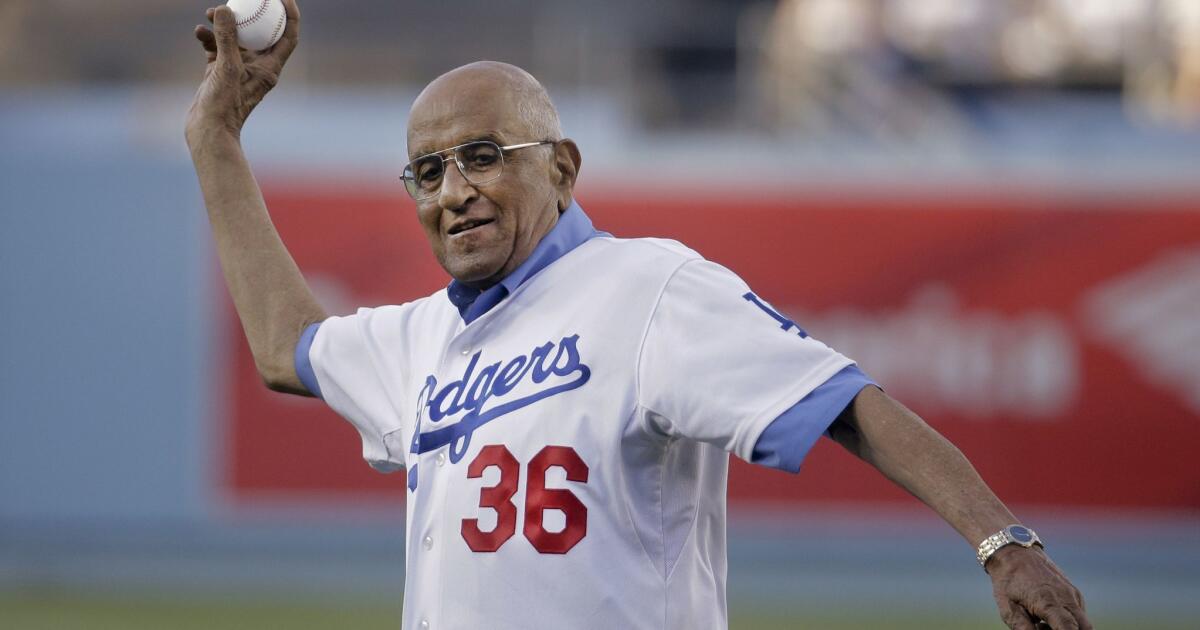 Dodgers to wear uniform patch to honor Don Newcombe