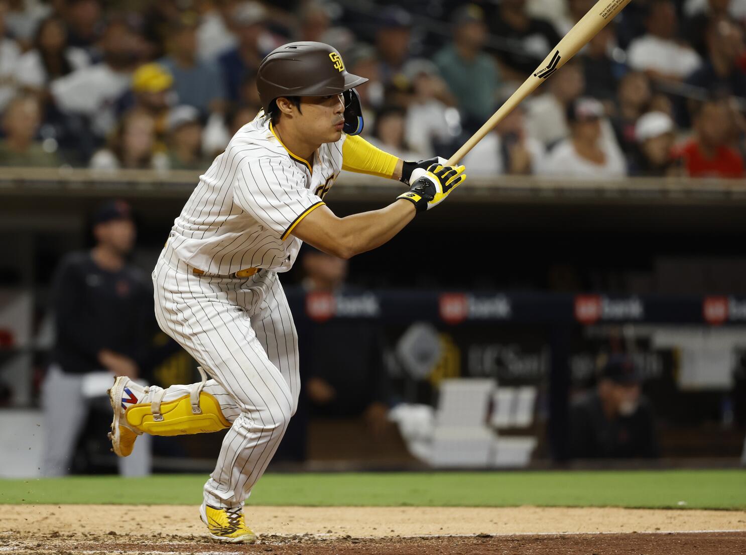 Padres' Kim Ha-seong hits 1st MLB homer in victory