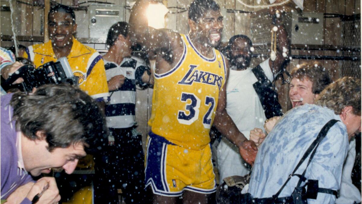 Kobe Bryant, Magic Johnson vie for greatest Laker honors - Los Angeles Times