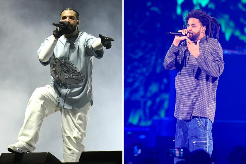 Outkast's André 3000 sets first solo album 'New Blue Sun' - Los Angeles ...