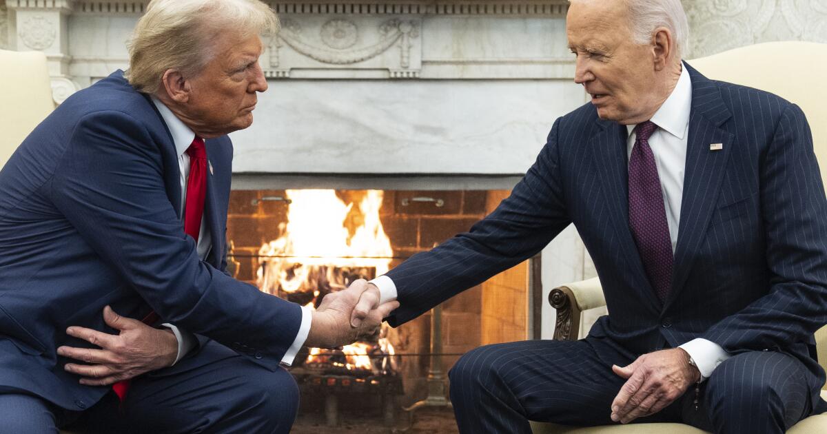 Joe Biden ve Kamala Harris, barışçıl bir güç transferinin nasıl yapıldığını gösteriyor