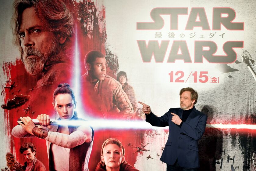 "Luke Skywalker" subastará carteles de Star Wars para ayudar a Ucrania