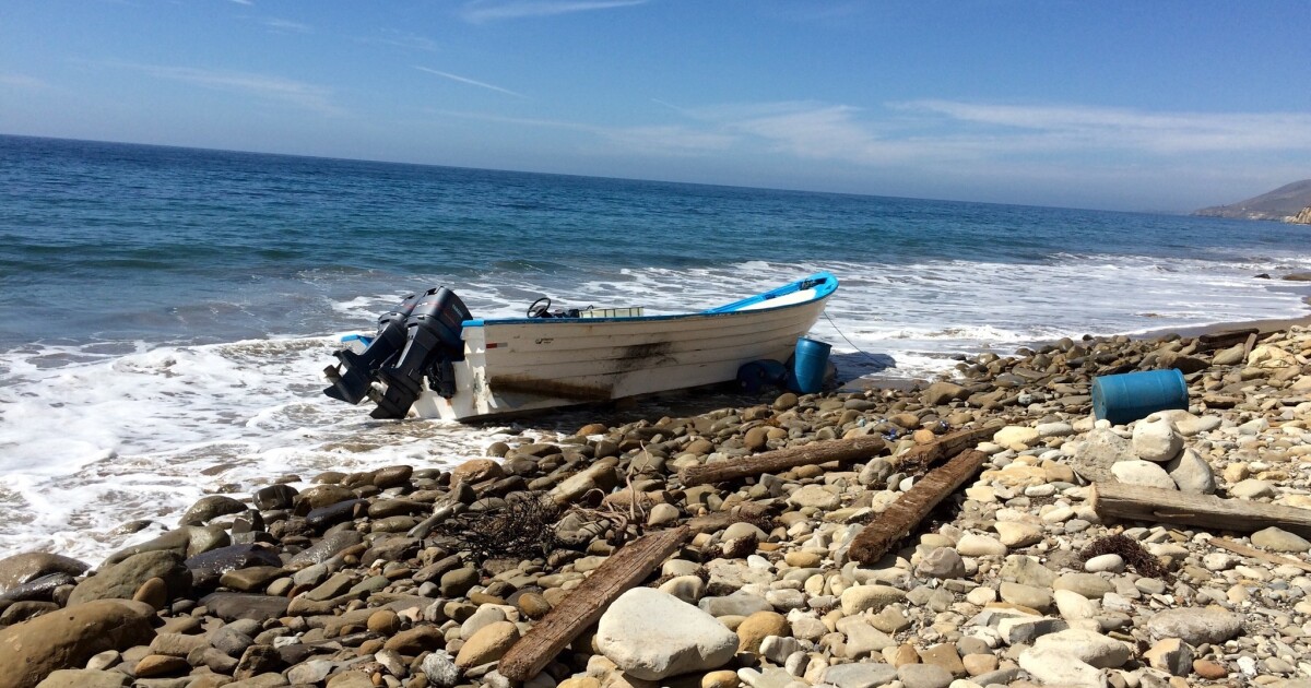 Panga Boat Carrying Marijuana Found On Santa Barbara County Shore Los Angeles Times