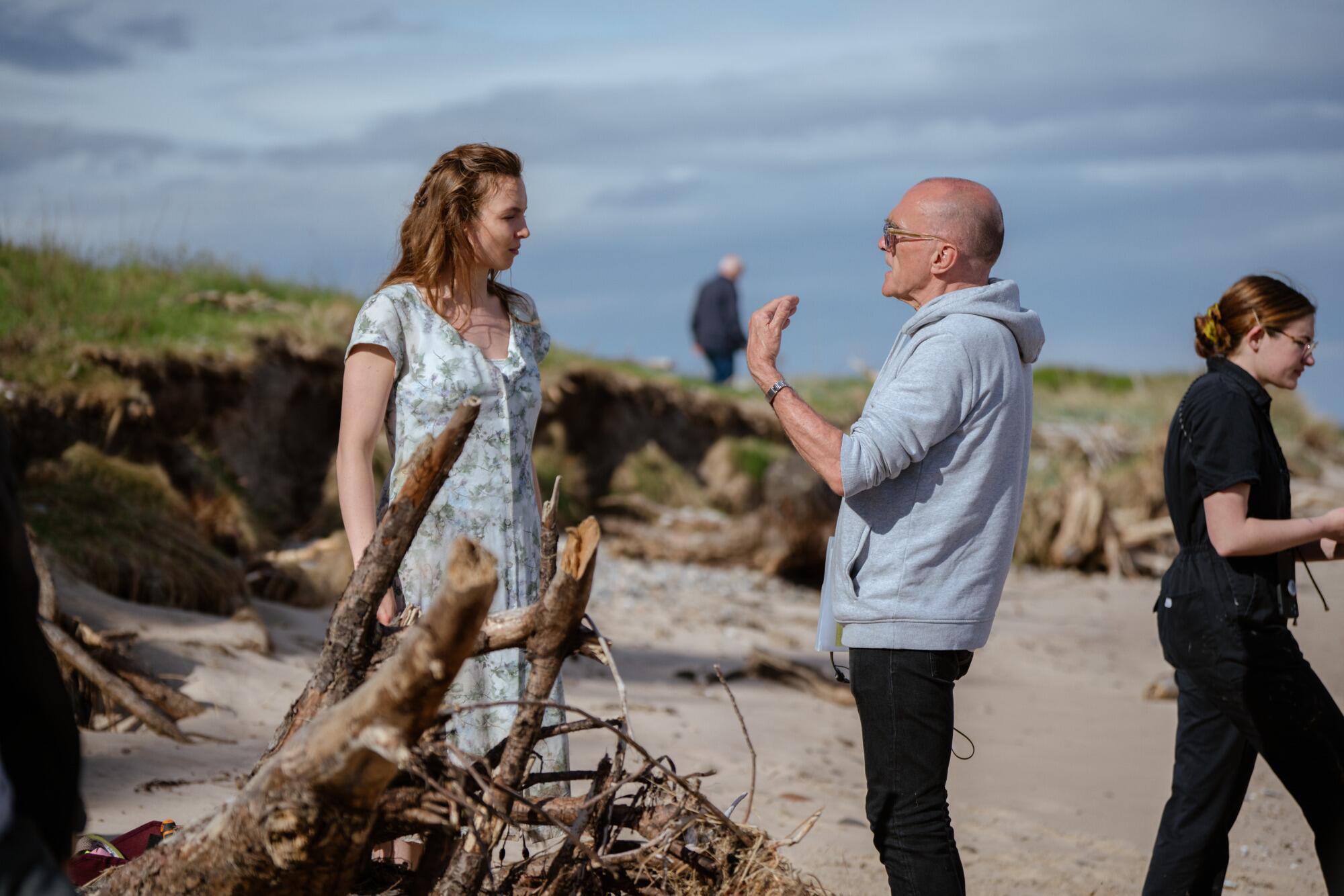 Danny Boyle con la actriz Jodie Comer.