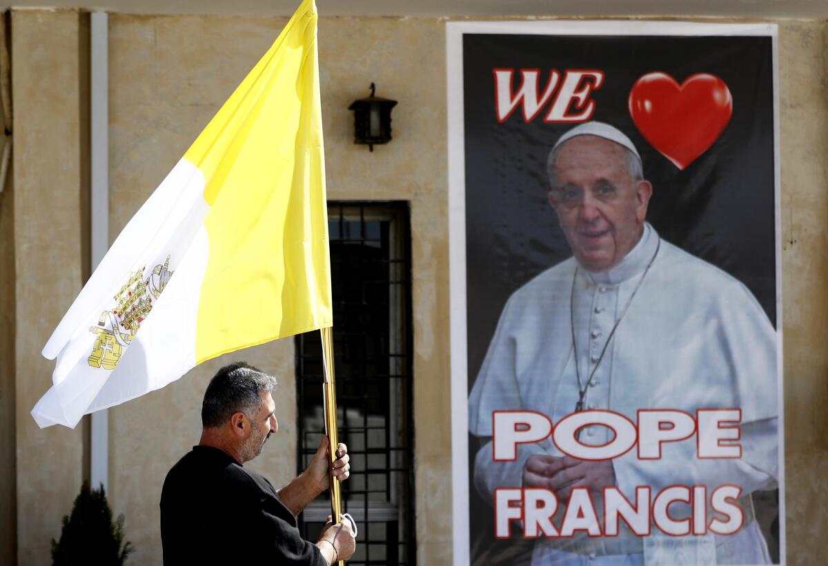 "No es buena idea": Viaje papal a Irak preocupa a expertos