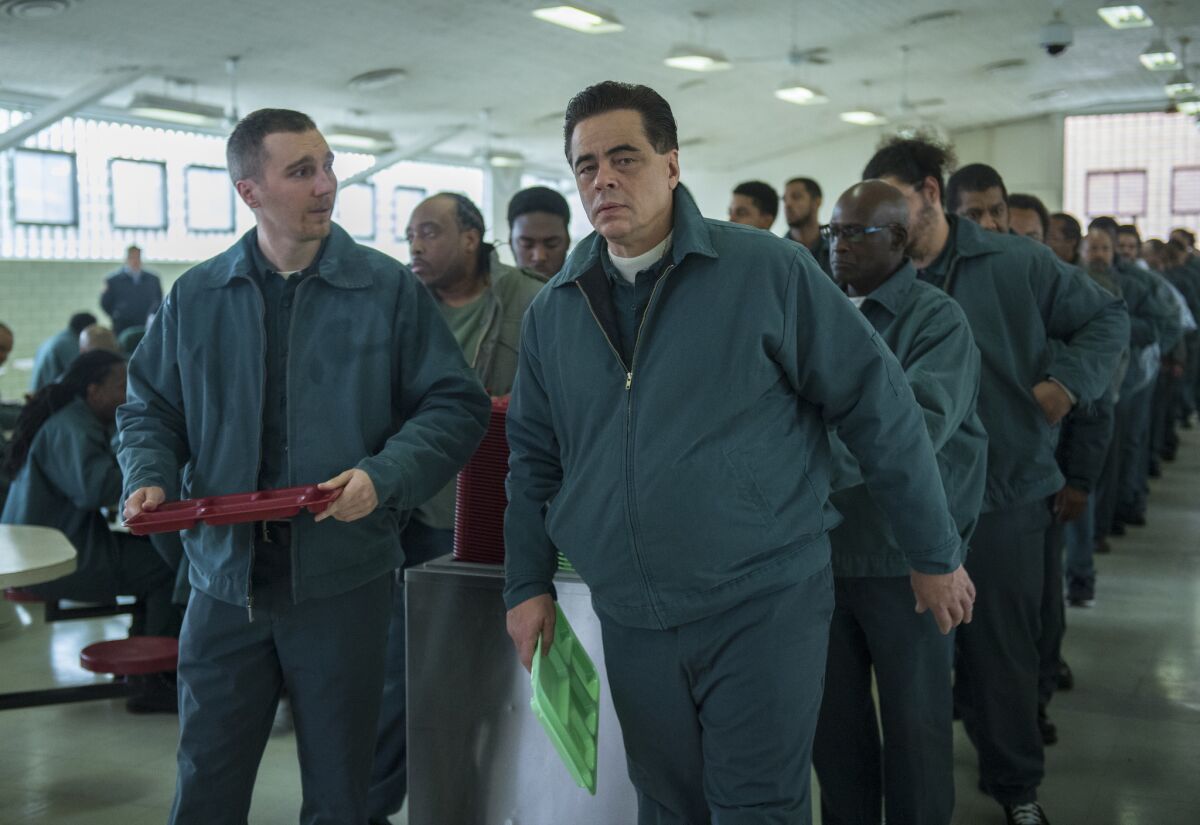 Paul Dano and Benicio Del Toro as prison inmates in 'Escape at Dannemora'