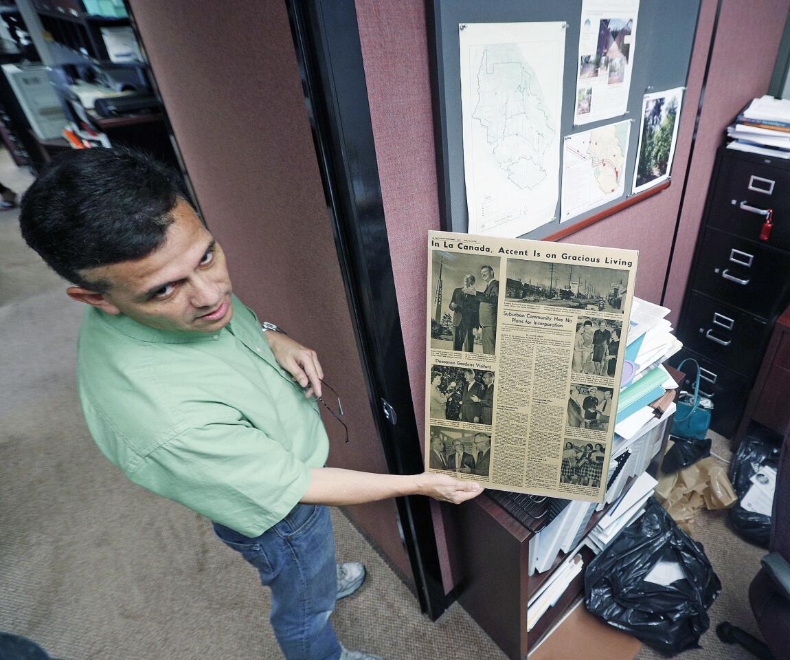 Photo Gallery: La Canada City Hall prepares for December move