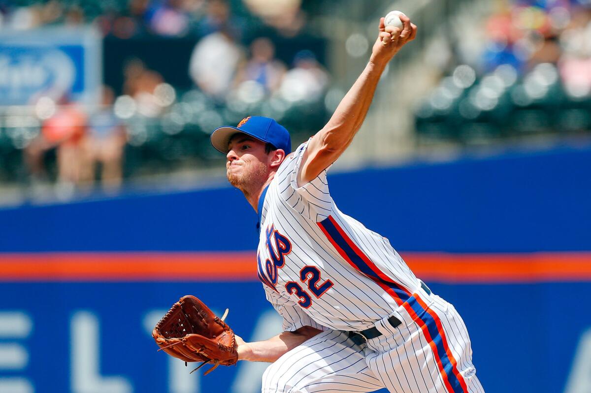 Mets pitcher Steven Matz (32) throws in the first inning against the San Diego Padres on Aug. 14.