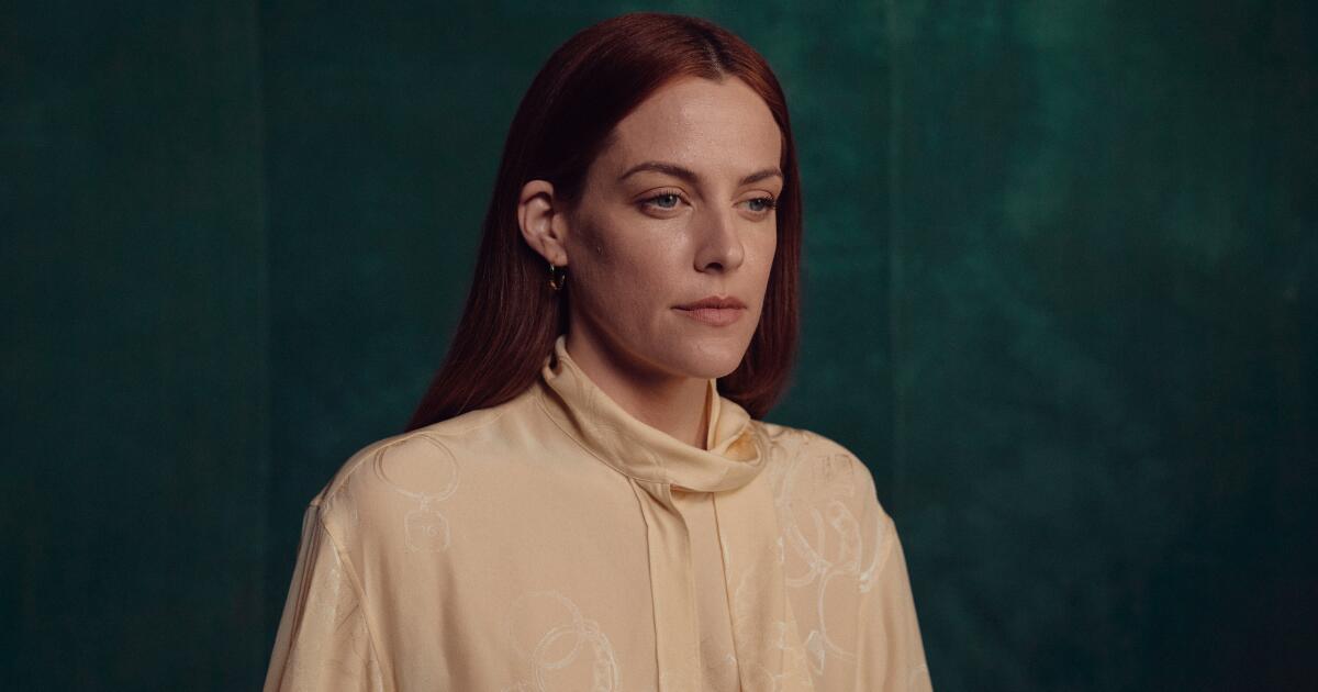 Riley Keough zou eieren hebben gedoneerd aan John Travolta en Kelly Preston Riley Keough zou eieren hebben gedoneerd aan John Travolta en Kelly Preston