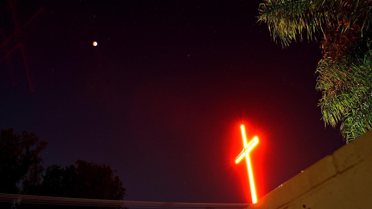 'Blood moon' | Total lunar eclipse of October 2014