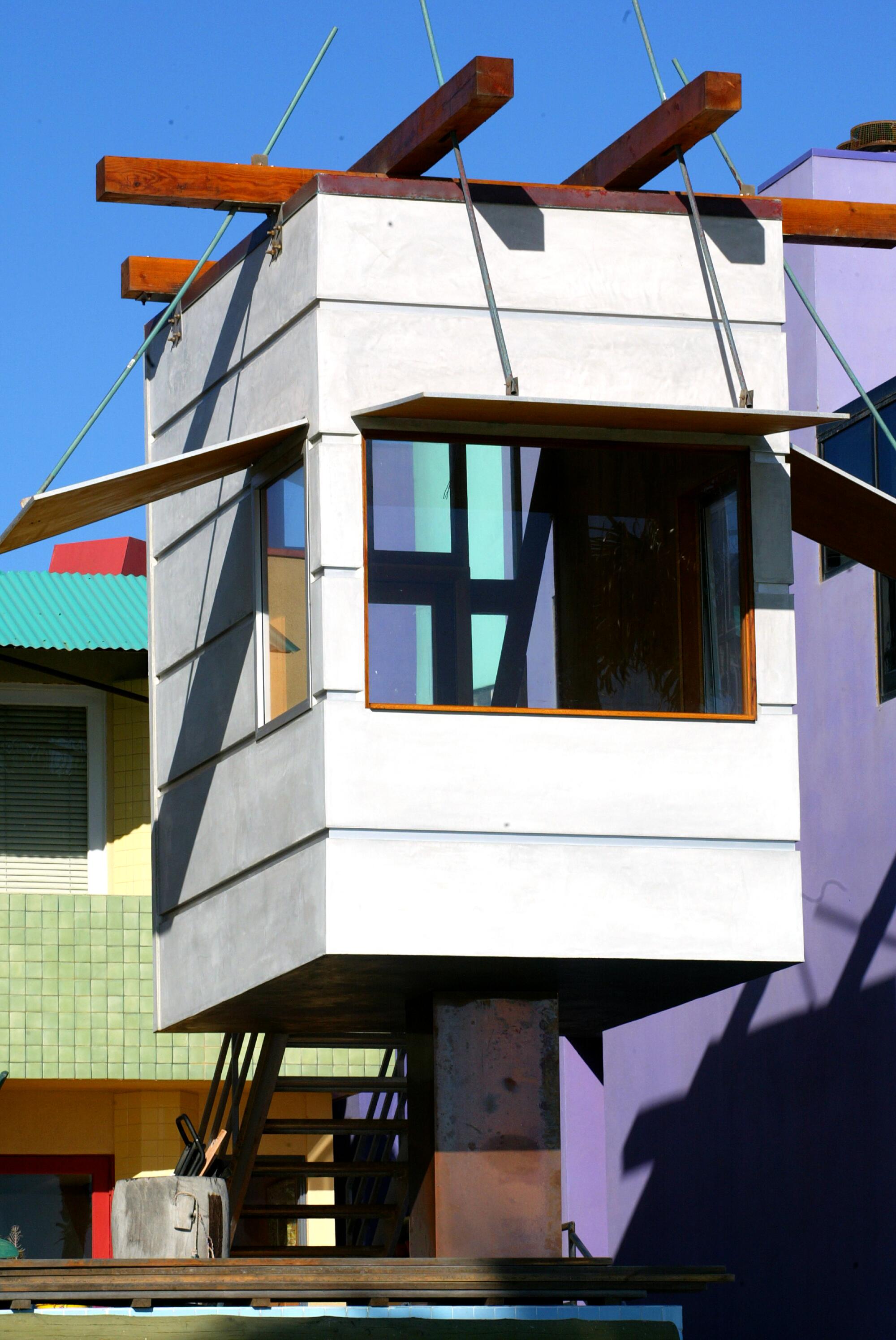 Norton Residence designed by architect Frank Gehry, in Venice.