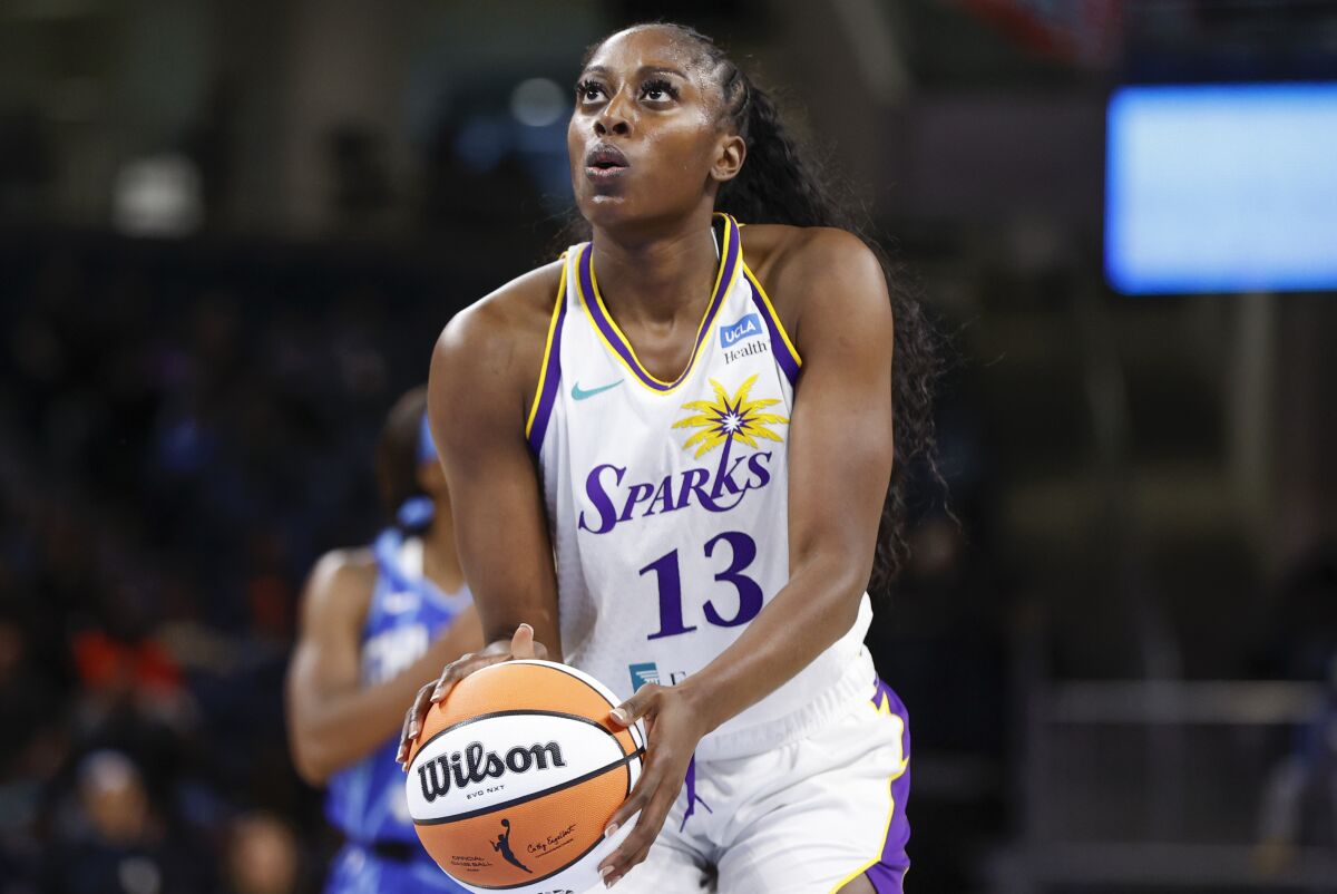 Los Angeles Sparks forward Chiney Ogwumike shoots a free throw against the Chicago Sky.