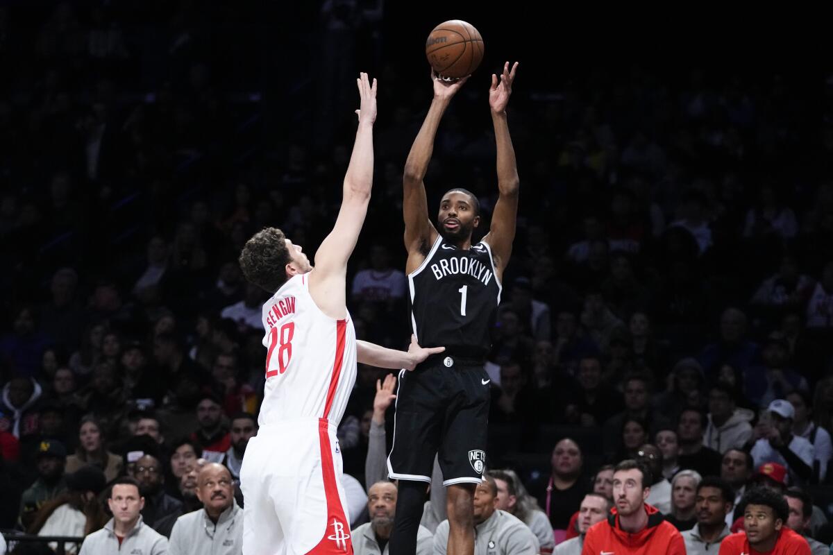 Kevin Durant lights up the Garden with 26 points as Nets defeat