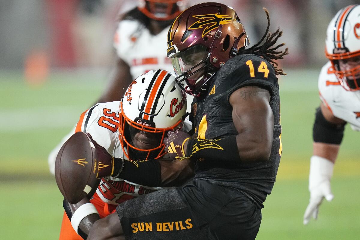 Oklahoma State stymies Arizona State defensively for 27-15 win