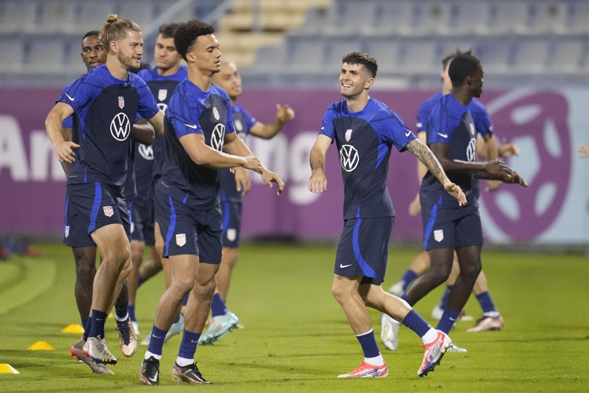 Christian Pulisic, center right, and other players from the U.S. men's national team take part in a training session.