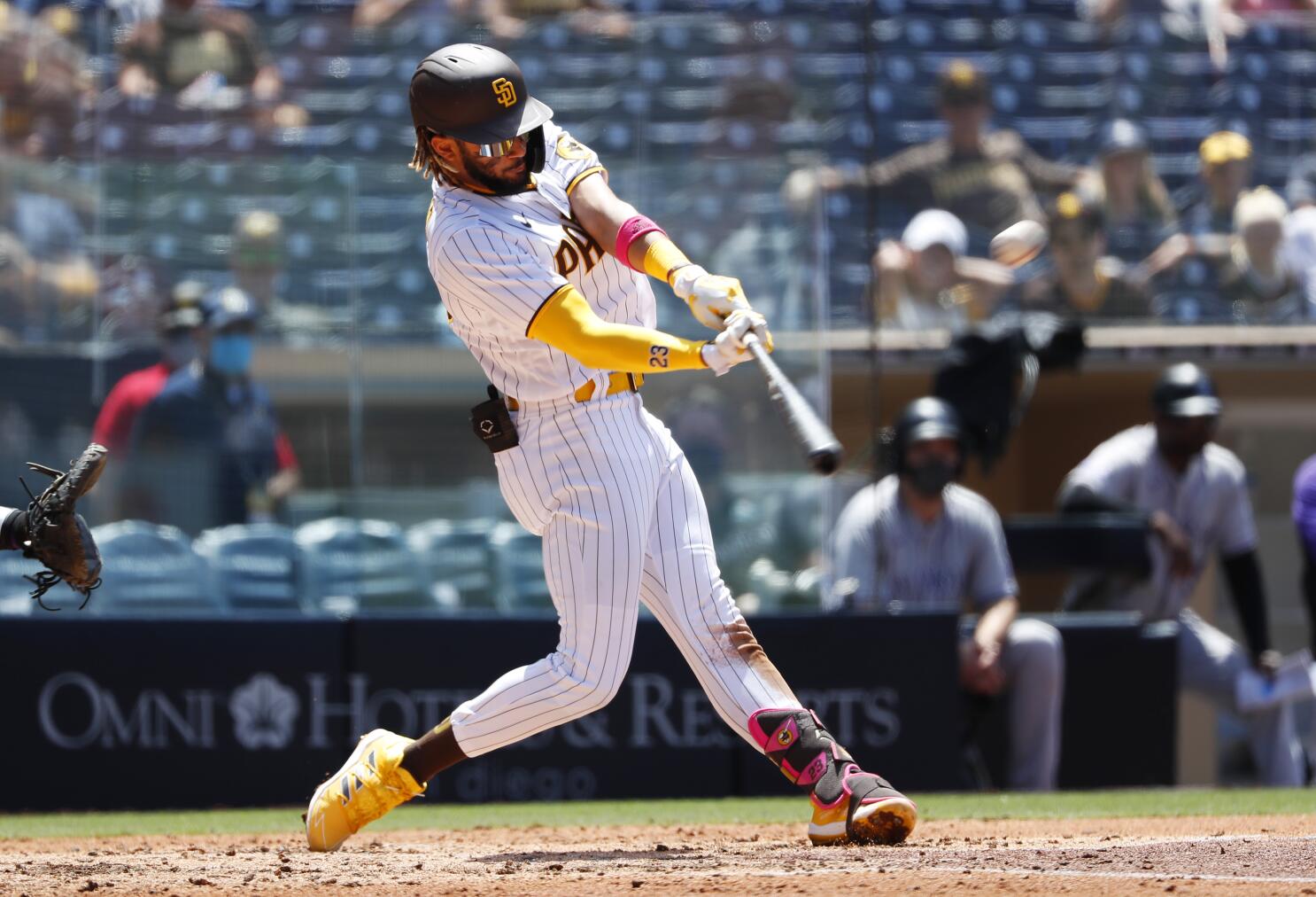 Padres swept by Rockies to end tough road trip