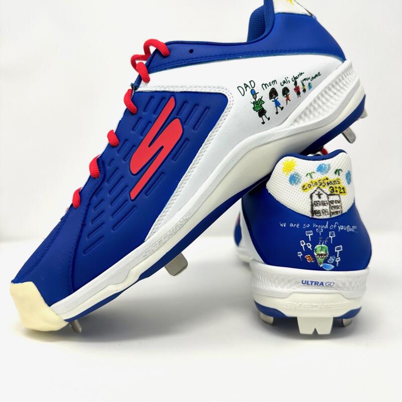 Dodgers pitcher Clayton Kershaw's custom comeback cleats feature art created by his four children.