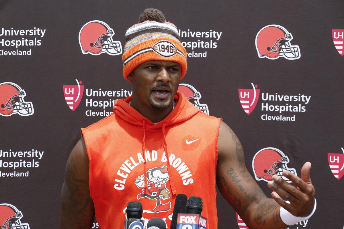 Browns, QB Deshaun Watson head into second camp with suspension in past,  raised expectations - The San Diego Union-Tribune