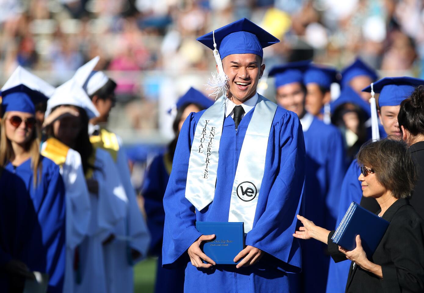 tn-2018-fountain-valley-high-school-commenceme-007