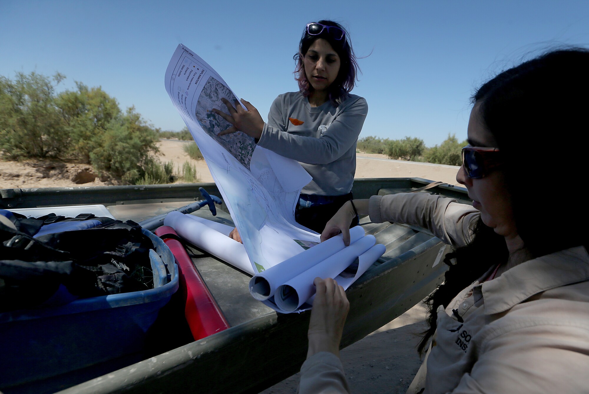 Angela Melendez ve Gaby González Olimón, Colorado Nehri Deltası'ndaki habitat restorasyon alanlarının haritalarını yayınlıyor. 