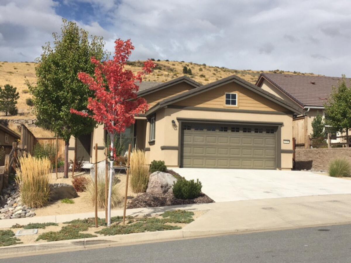 Stephen Paddock and his girlfriend lived in this house in a Reno retirement community.