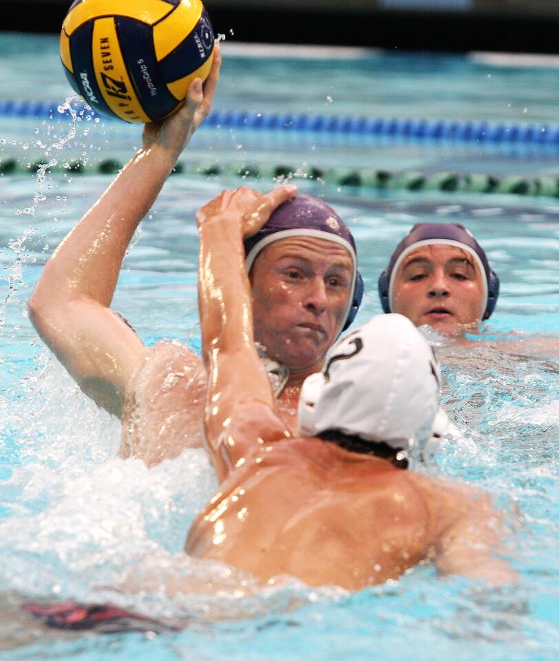 Photo Gallery: Pacific League prelim boys water polo Crescenta Valley v. Pasadena