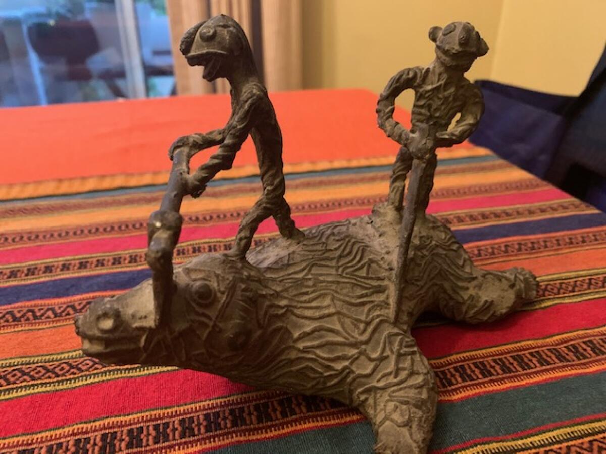 Statuette, India.