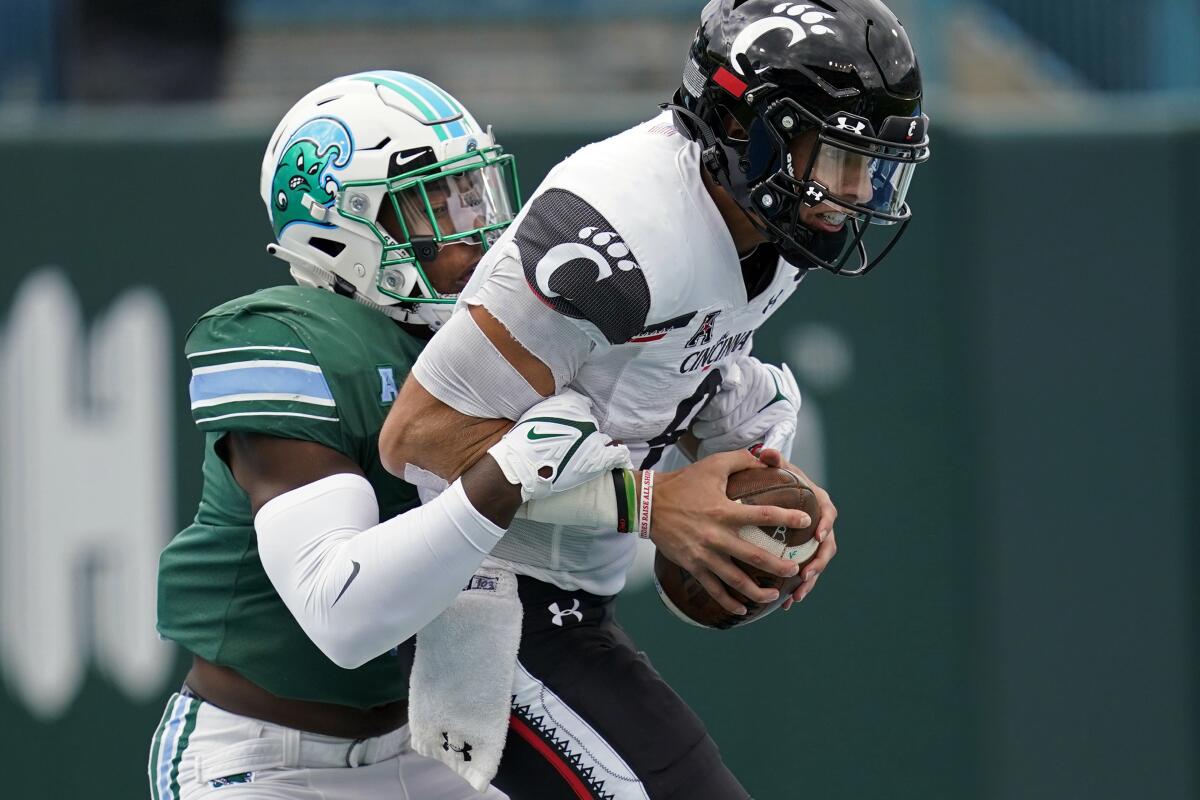 Cincinnati Football: Week 12 game times, point spreads for each AAC matchup